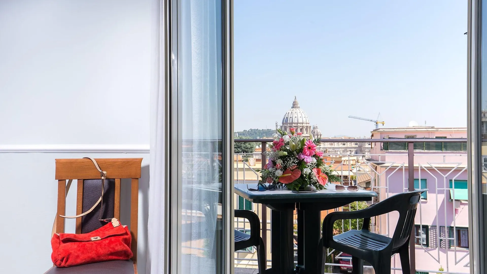 Hotel Casa Tra Noi Rome 3*,