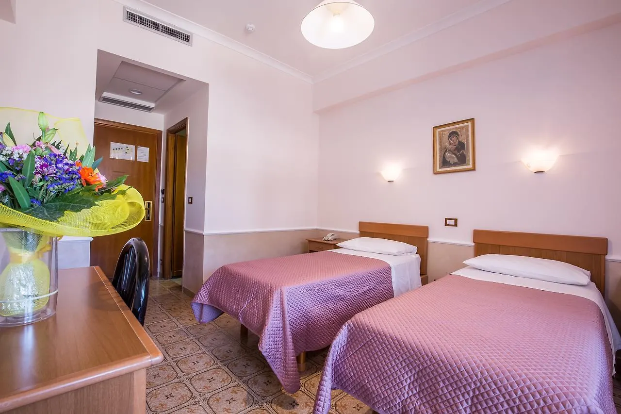 Hotel Casa Tra Noi Rome