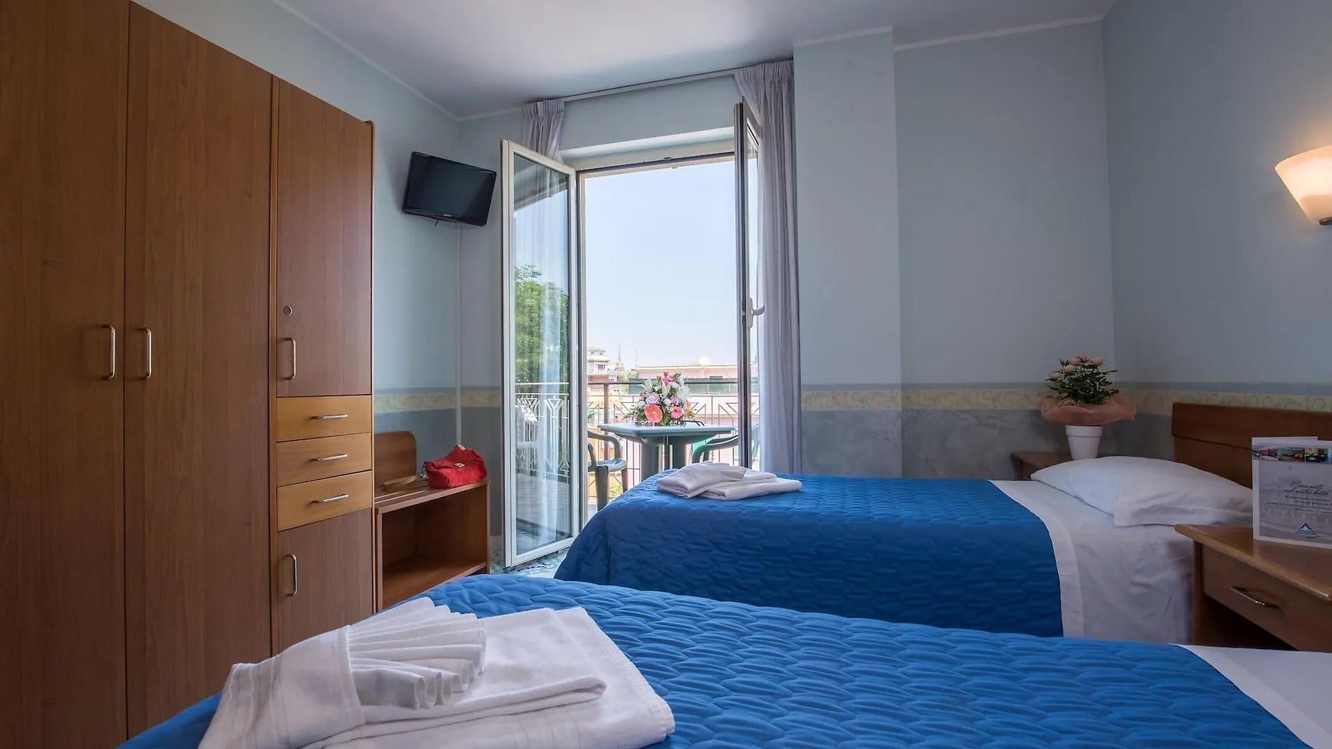 Hotel Casa Tra Noi Rzym 3*,