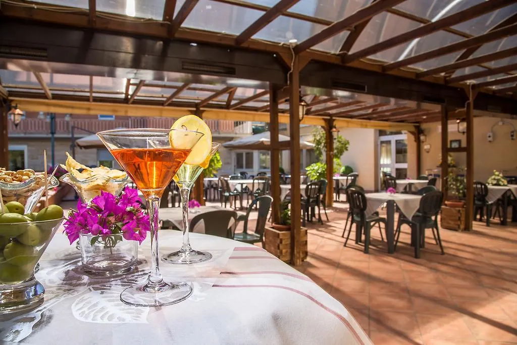 Hotel Casa Tra Noi Rzym