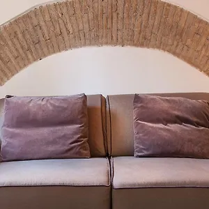 Apartment In - Scala