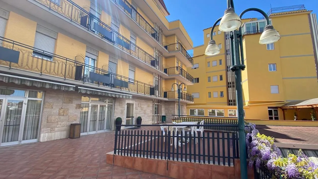 Hotel Casa Tra Noi Roma