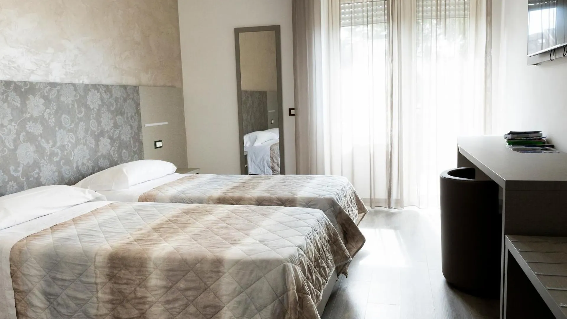 Hotel Casa Tra Noi Roma