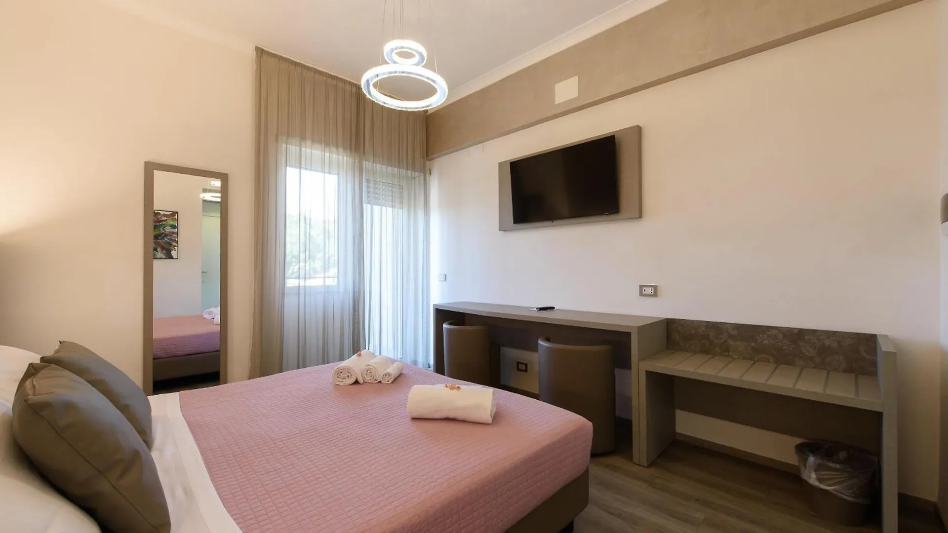 Hotel Casa Tra Noi Roma