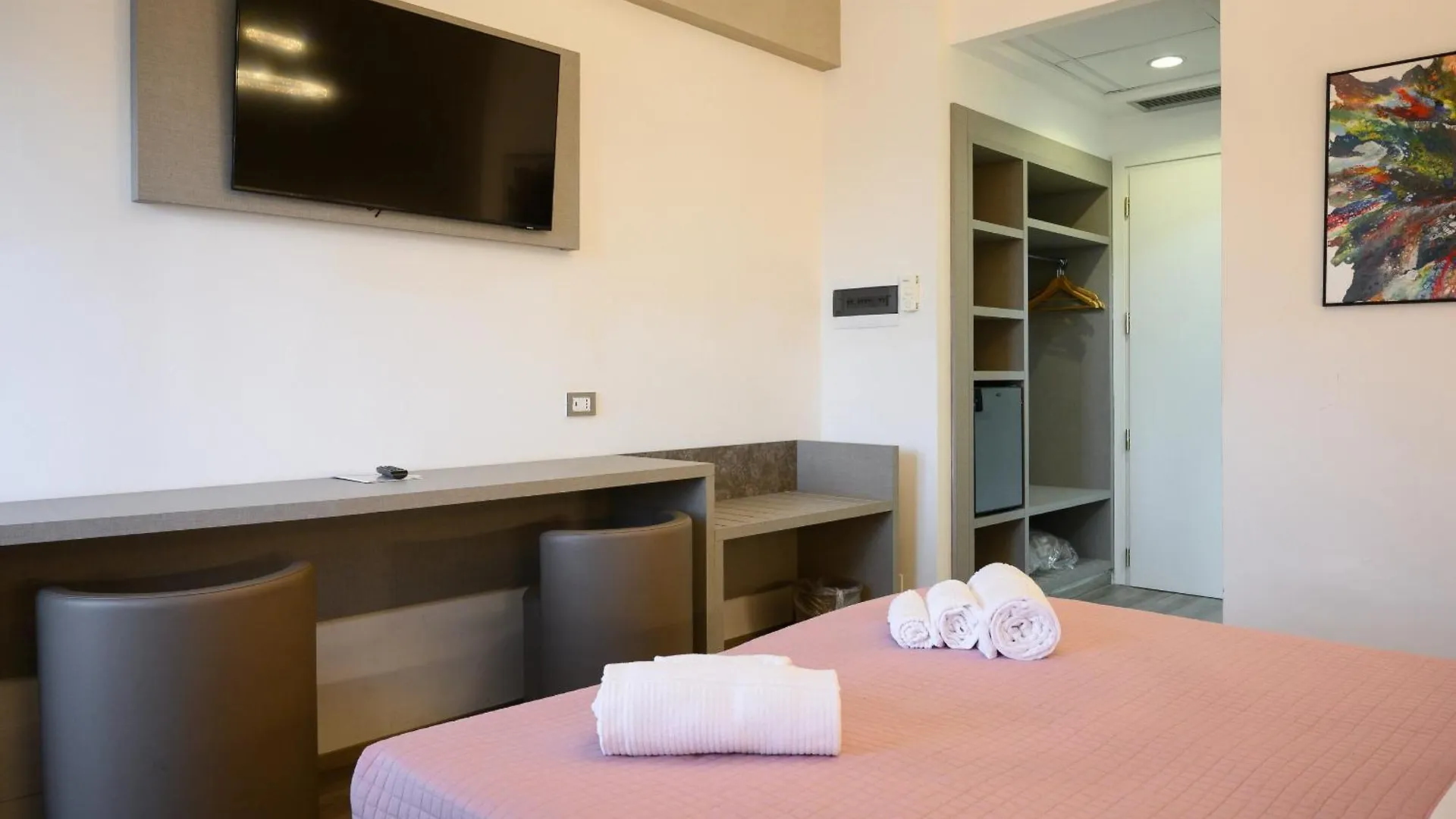 ***  Hotel Casa Tra Noi Roma Itália