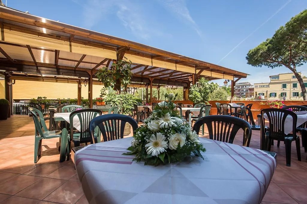 Hotel Casa Tra Noi Roma