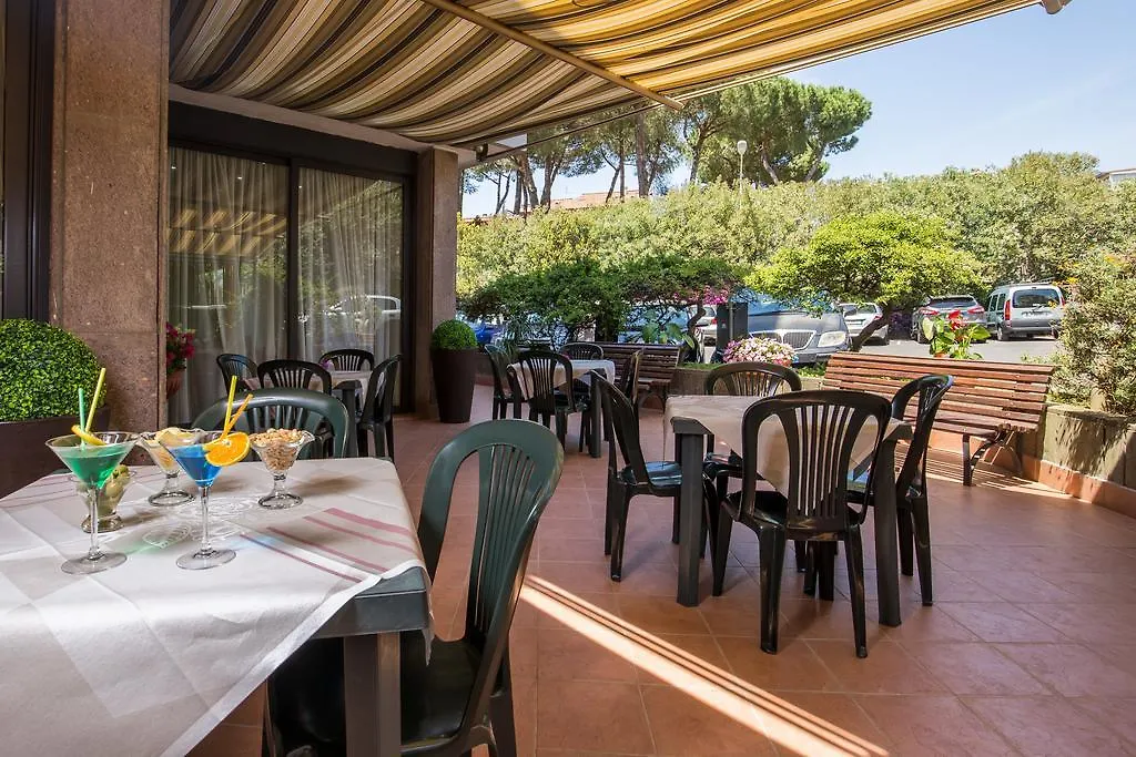Hotel Casa Tra Noi Roma