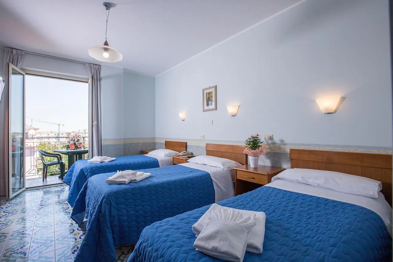 Hotel Casa Tra Noi Roma
